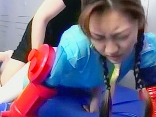 Fucking Cammy's blue tit causes a street fight in Tokyo